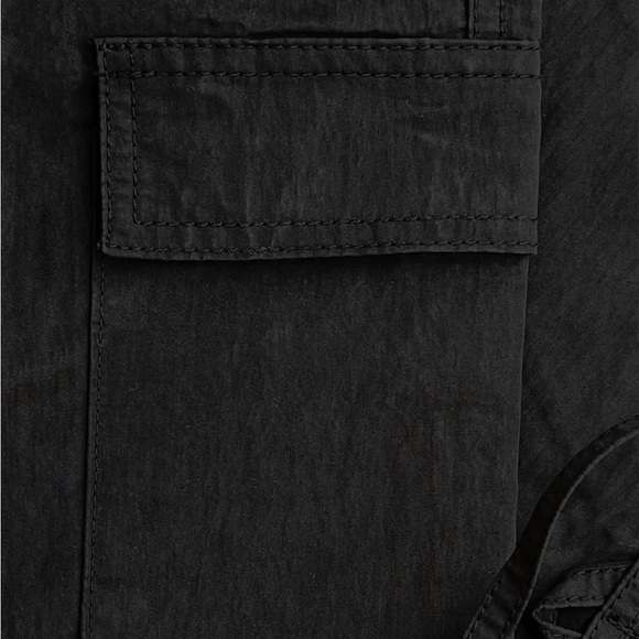 ‘NEW’ All Things Golden’ Black Cargo Pant - Picture 6 of 7